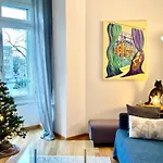 - Inkl Parking And Ticket Apartment *