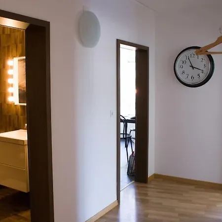 - Inkl Parking And Ticket Apartman *